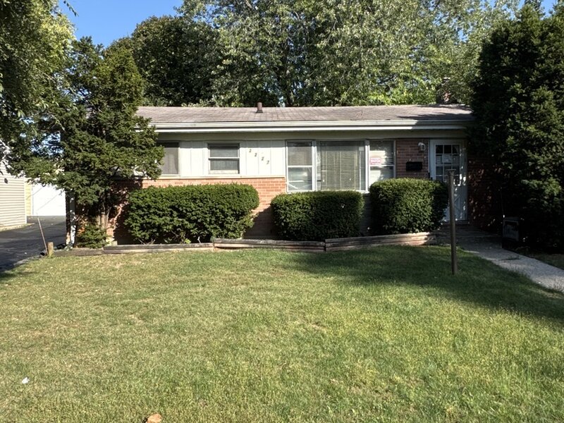 2227 Western Avenue Waukegan IL 60087