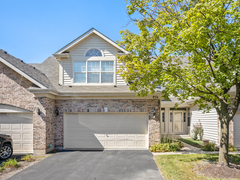 916 Havenshire Court Naperville IL 60565