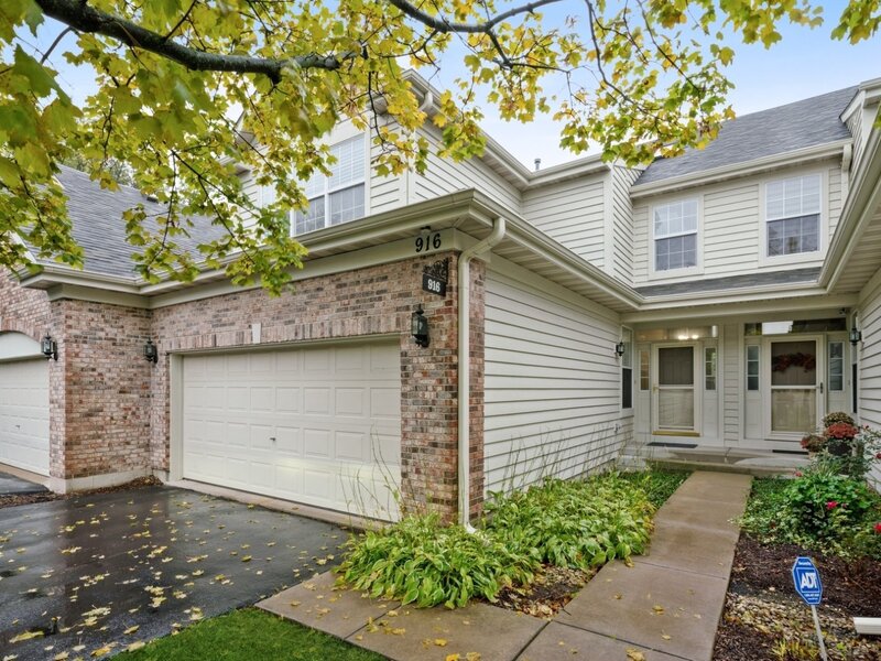 916 Havenshire Court Naperville IL 60565