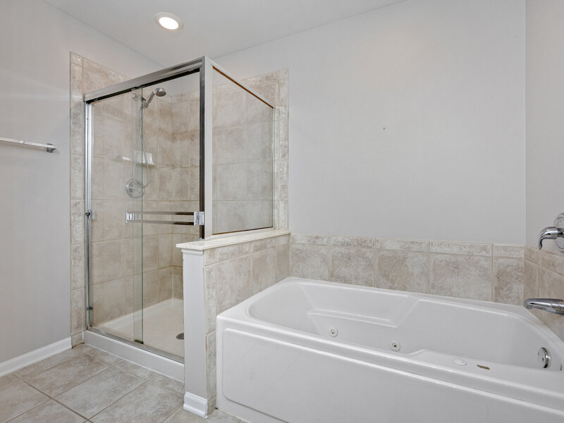 916 Havenshire Court Naperville IL 60565