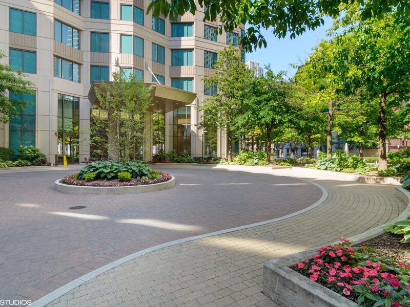 400 N Lasalle Street Chicago IL 60654