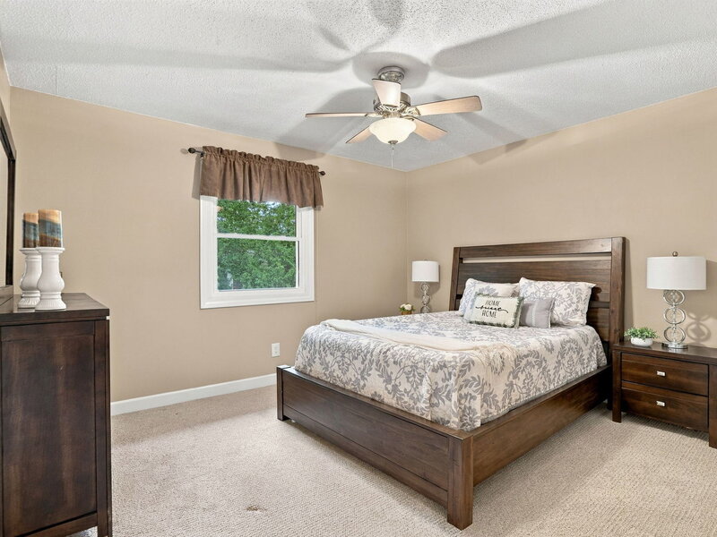 4657 N Sturdevant Street Davenport IA 52806