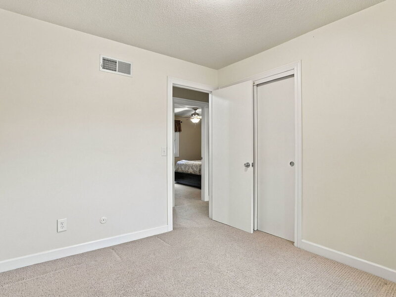4657 N Sturdevant Street Davenport IA 52806