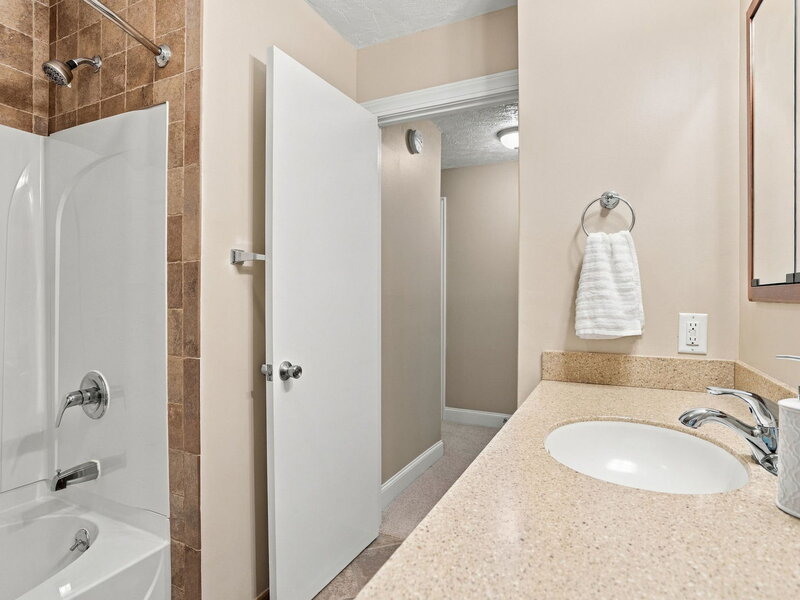 4657 N Sturdevant Street Davenport IA 52806