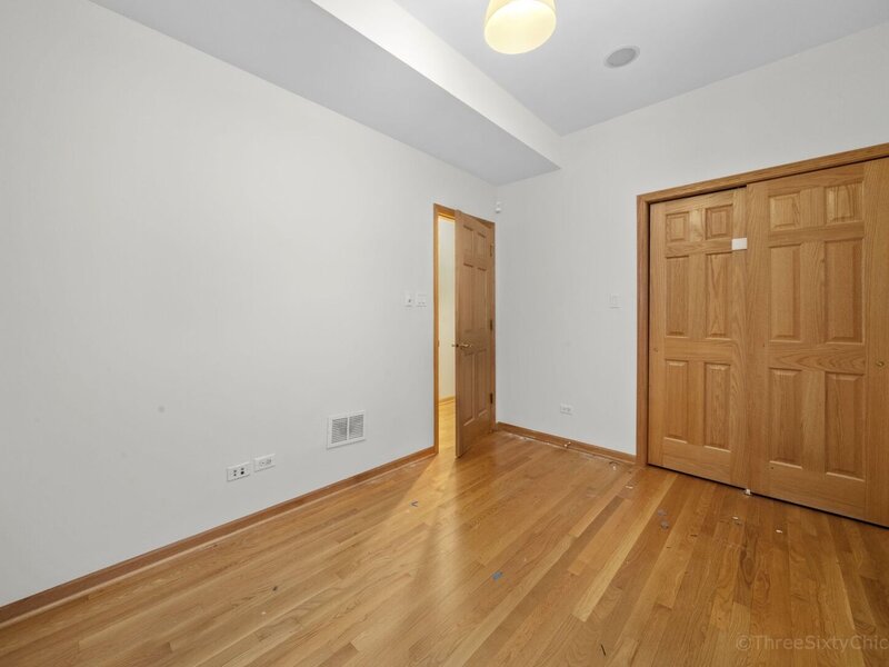 5041 S Dorchester Avenue Chicago IL 60615
