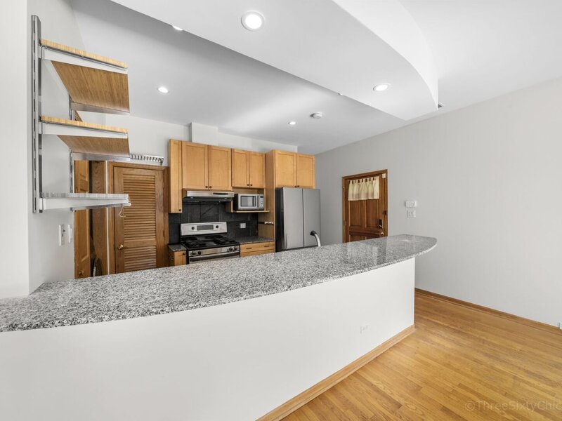5041 S Dorchester Avenue Chicago IL 60615