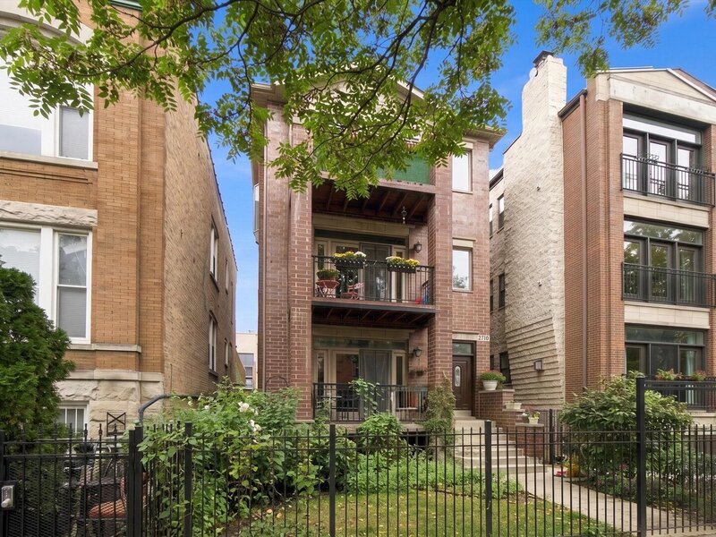 2710 W Thomas Street Chicago IL 60622