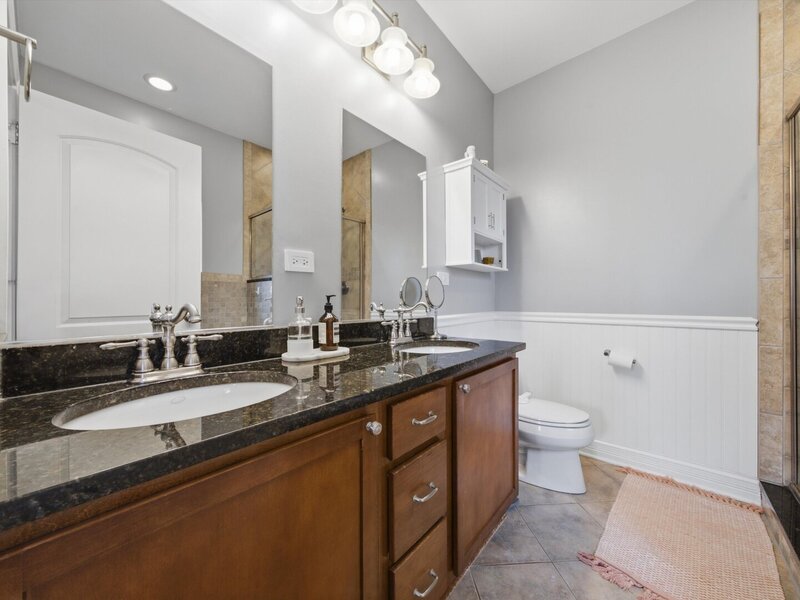 2710 W Thomas Street Chicago IL 60622