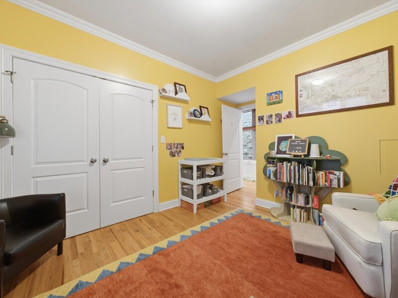 2710 W Thomas Street Chicago IL 60622