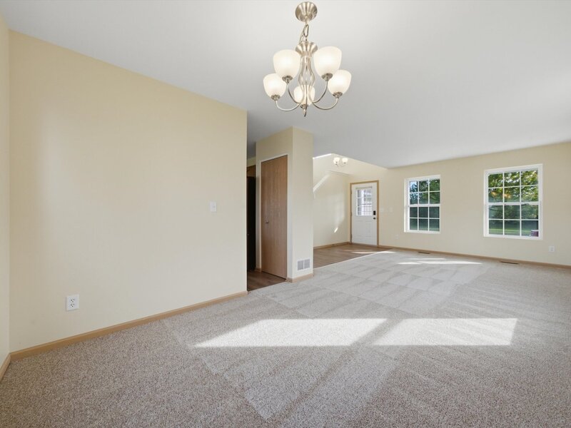 515 Meadow Lane Harvard IL 60033