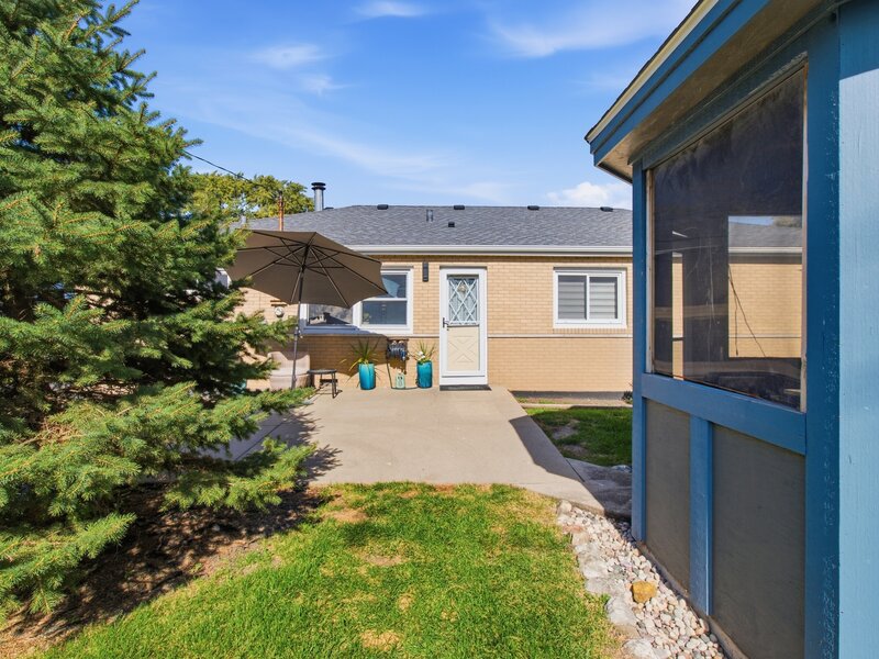 665 Illinois Boulevard Hoffman Estates IL 60169