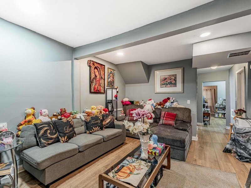 5727 S Hermitage Avenue Chicago IL 60636
