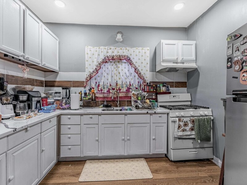5727 S Hermitage Avenue Chicago IL 60636