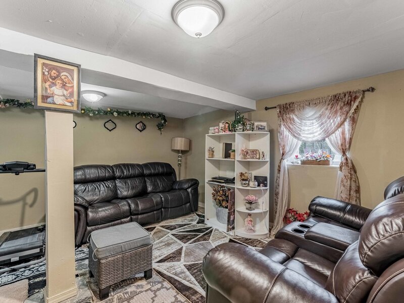 5727 S Hermitage Avenue Chicago IL 60636