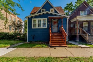 Photo of 5727 S Hermitage Avenue Chicago IL 60636