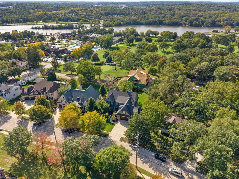 935 N 3rd Avenue St. Charles IL 60174