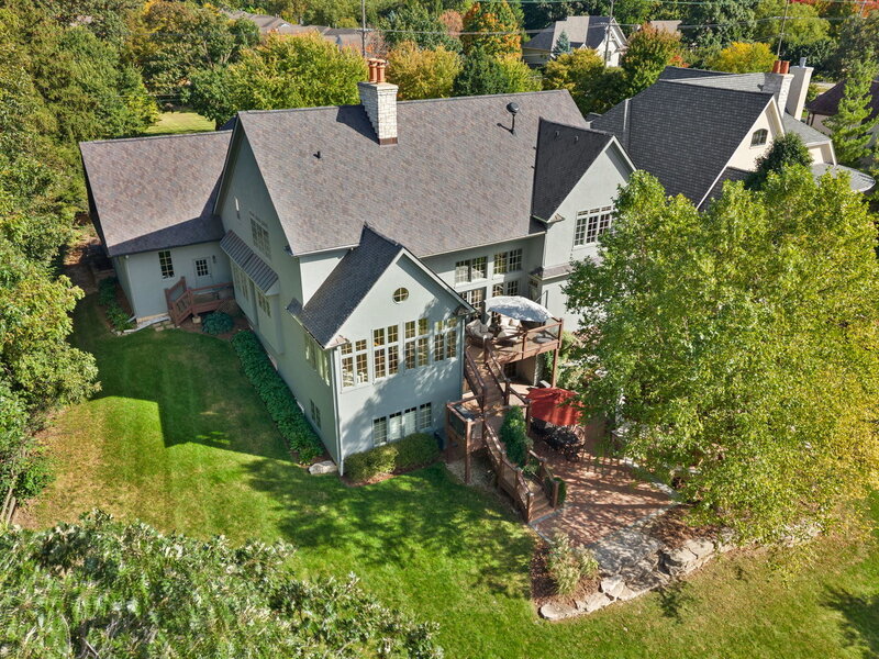 935 N 3rd Avenue St. Charles IL 60174