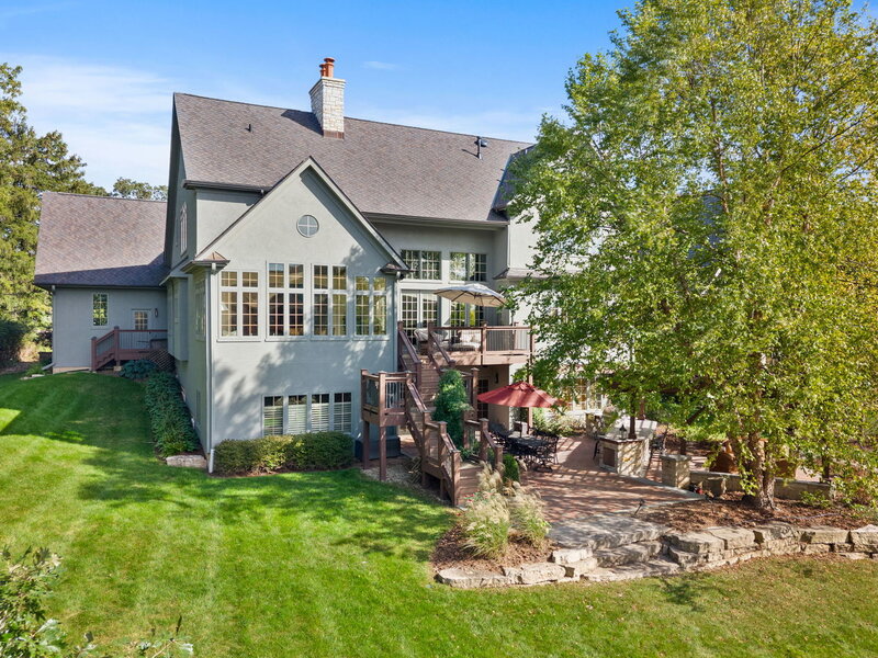 935 N 3rd Avenue St. Charles IL 60174