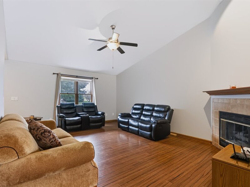1019 Laesch Avenue Bloomington IL 61704