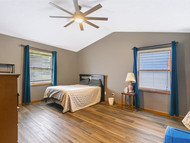1019 Laesch Avenue Bloomington IL 61704