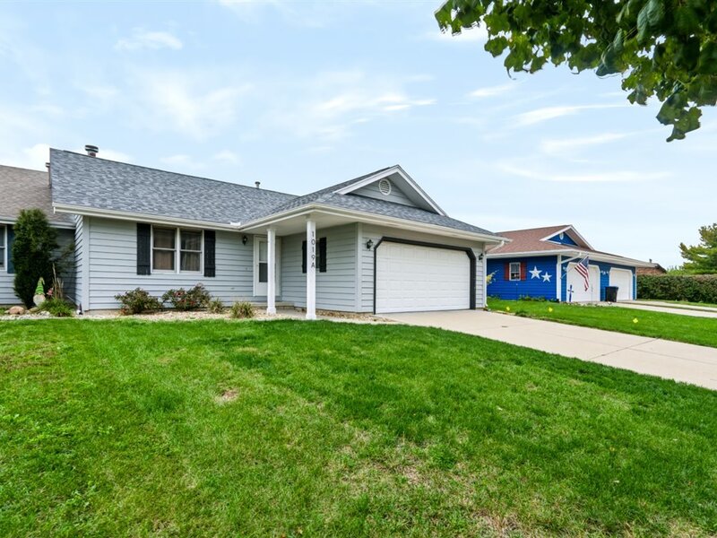 1019 Laesch Avenue Bloomington IL 61704