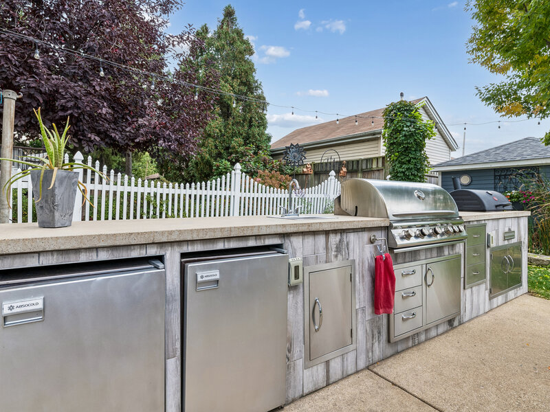 6883 W Hobart Avenue Chicago IL 60631