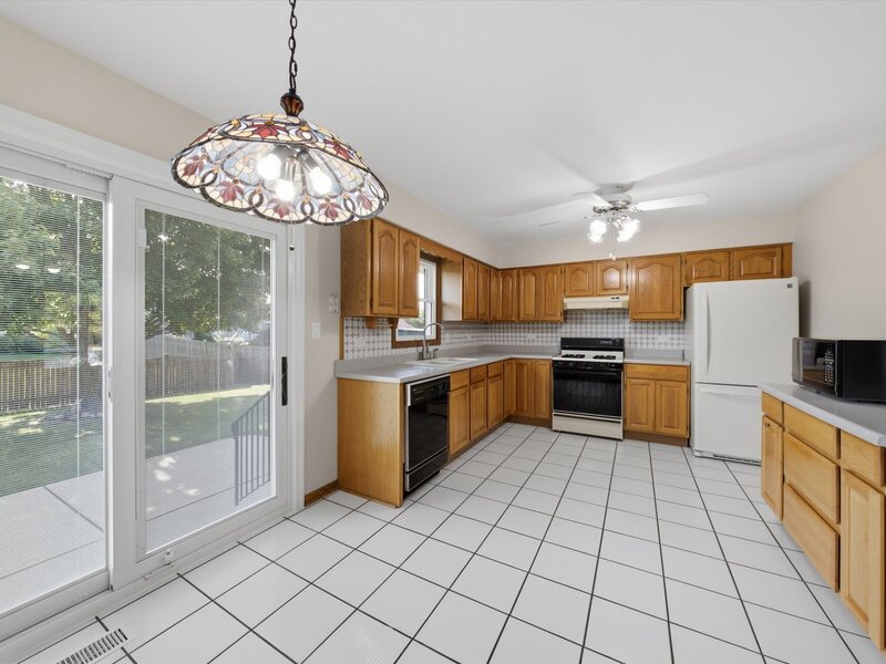 10 Suffield Drive Downers Grove IL 60516