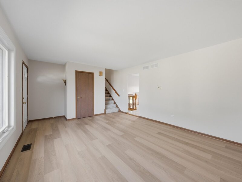 10 Suffield Drive Downers Grove IL 60516