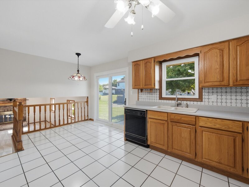 10 Suffield Drive Downers Grove IL 60516