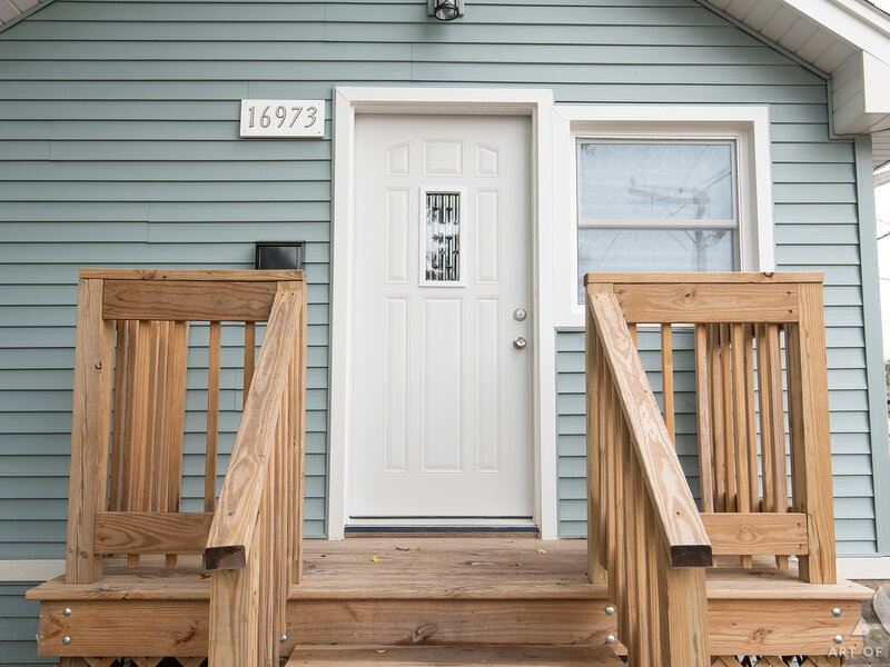 16973 Jodave Avenue Hazel Crest IL 60429