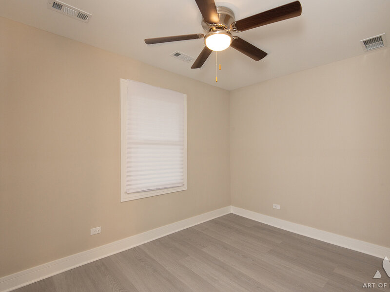16973 Jodave Avenue Hazel Crest IL 60429