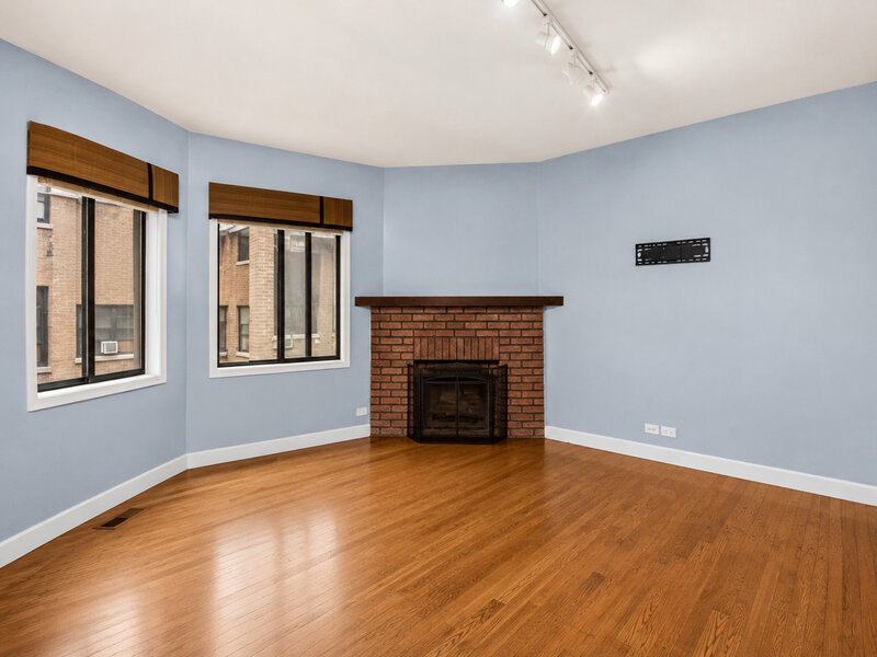 810 W Lakeside Place Chicago IL 60640