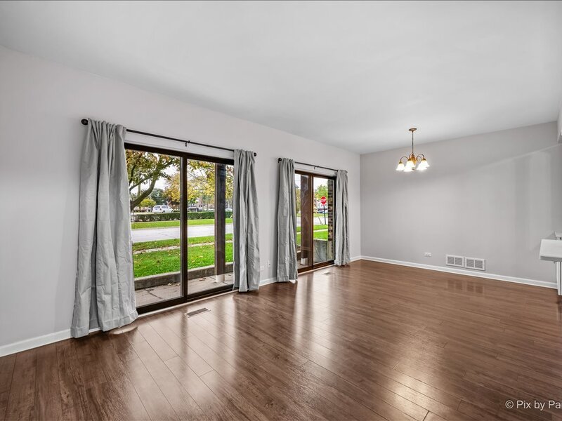 108 W Wood Street Palatine IL 60067