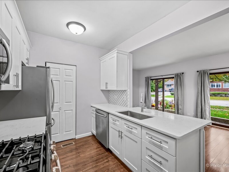 108 W Wood Street Palatine IL 60067