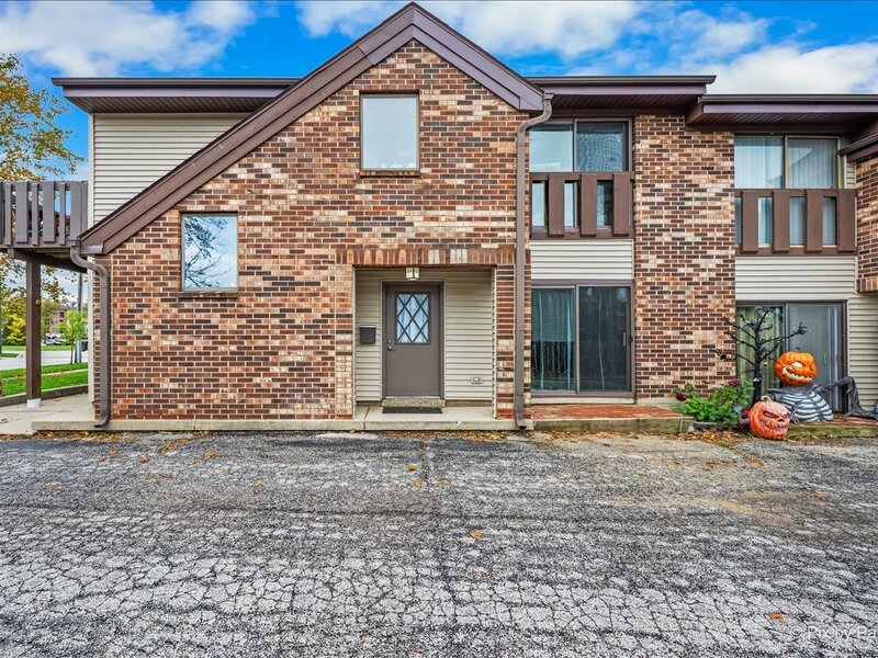 108 W Wood Street Palatine IL 60067