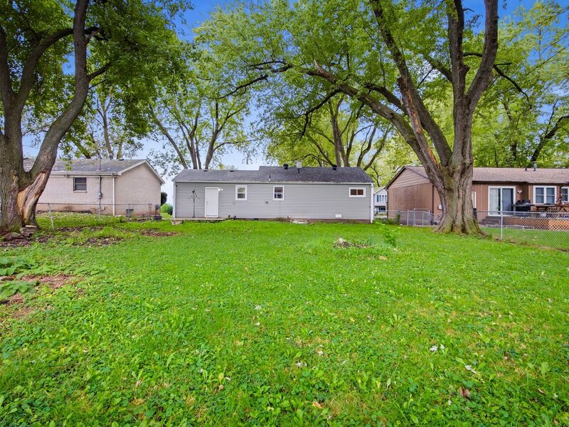 9114 Pine Avenue Wonder Lake IL 60097