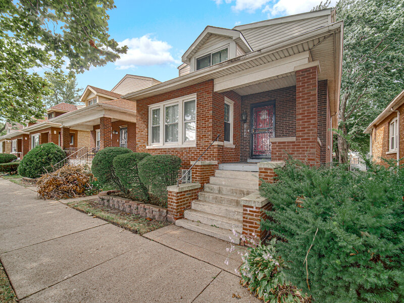 7644 S Lafayette Avenue Chicago IL 60620