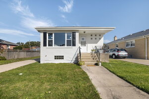Photo of 9120 26th Place Brookfield IL 60513