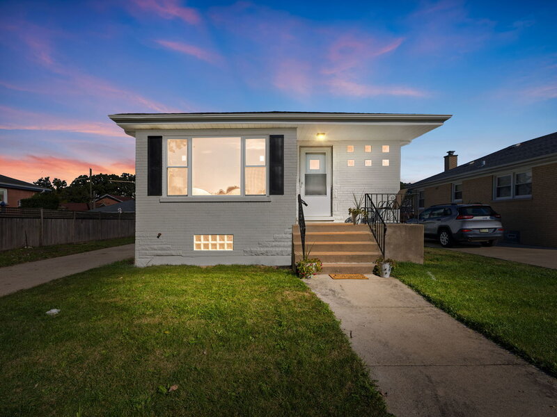 9120 26th Place Brookfield IL 60513
