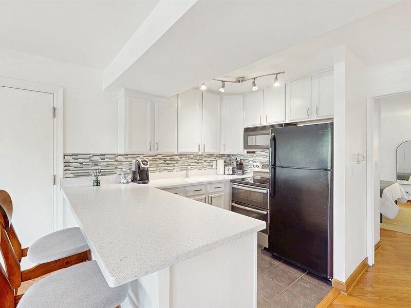 5880 Forest View Road Lisle IL 60532