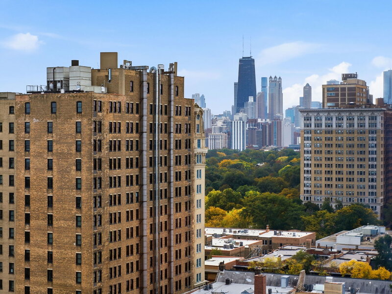 345 W Fullerton Parkway Chicago IL 60614