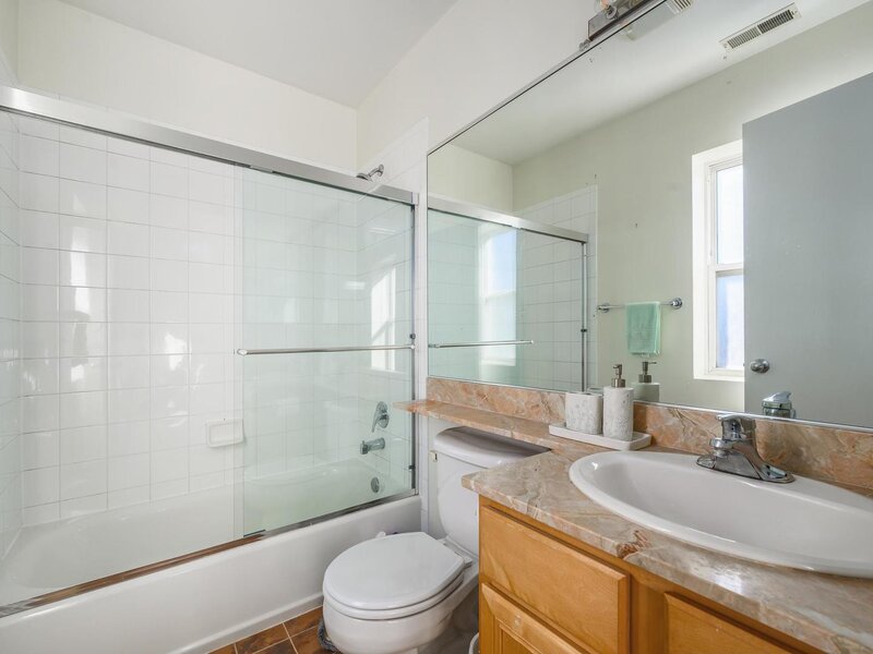 4445 N Paulina Street Chicago IL 60640