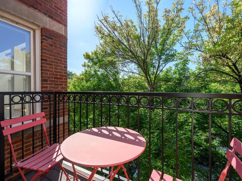 4445 N Paulina Street Chicago IL 60640