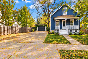 Photo of 113 S Oakwood Avenue West Chicago IL 60185