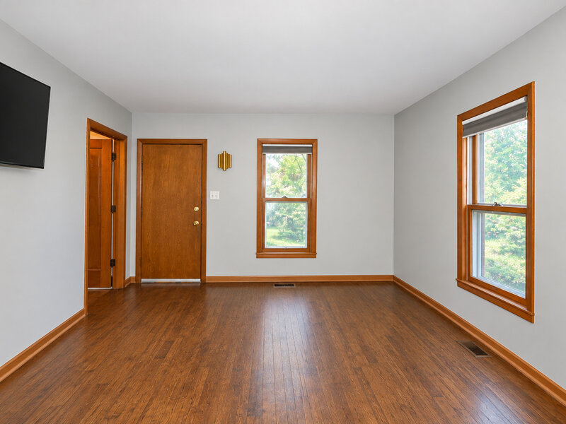 113 S Oakwood Avenue West Chicago IL 60185