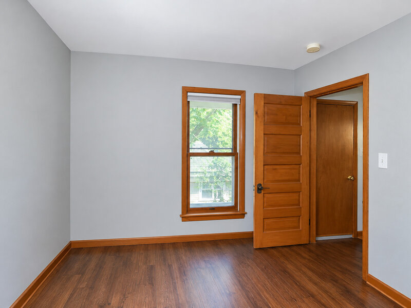113 S Oakwood Avenue West Chicago IL 60185