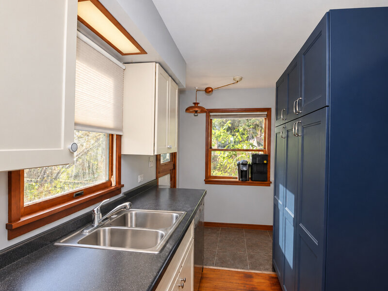 113 S Oakwood Avenue West Chicago IL 60185