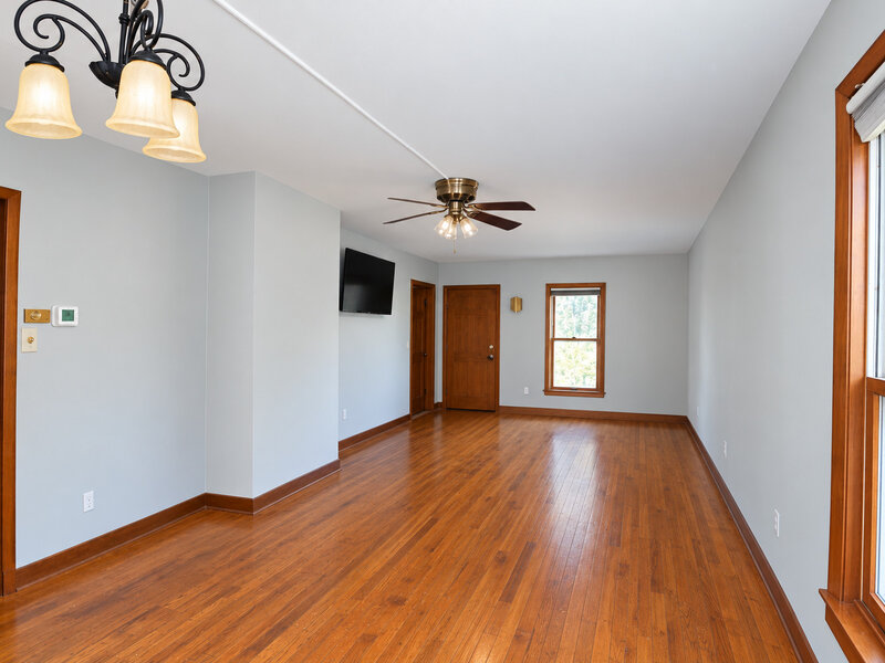 113 S Oakwood Avenue West Chicago IL 60185