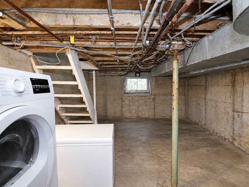 113 S Oakwood Avenue West Chicago IL 60185