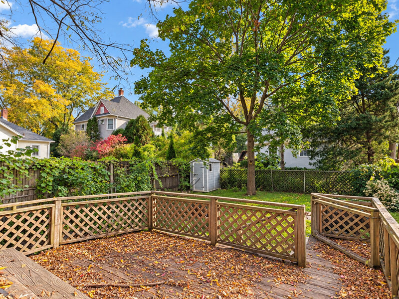 113 S Oakwood Avenue West Chicago IL 60185